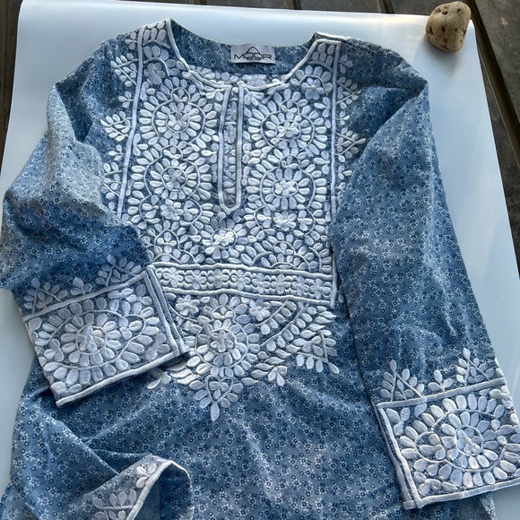Blue Floral Tunic with white embroidery - Picture 3 of 10